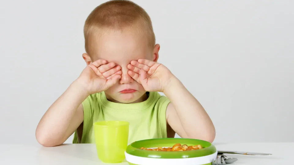 Enfant difficile à table : comprendre les phases de progrès et de régression