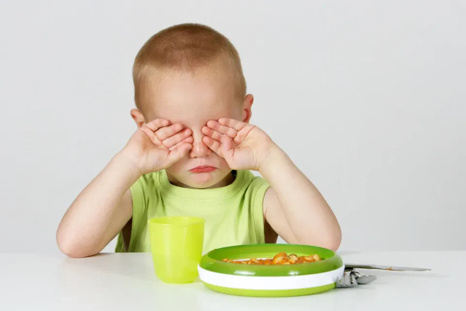 Enfant difficile à table : comprendre les phases de progrès et de régression